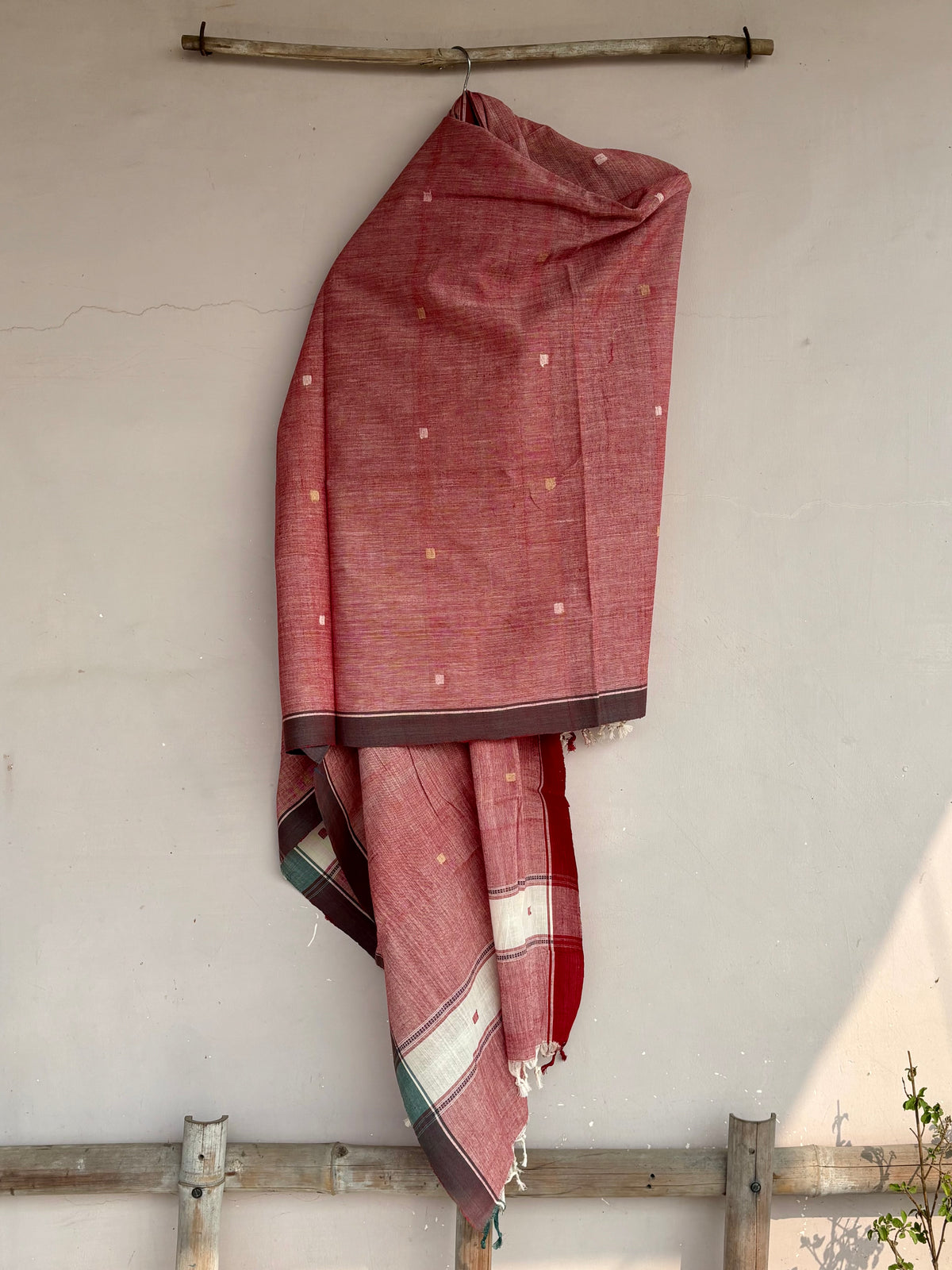Rose pink Khadi jamdani dupatta