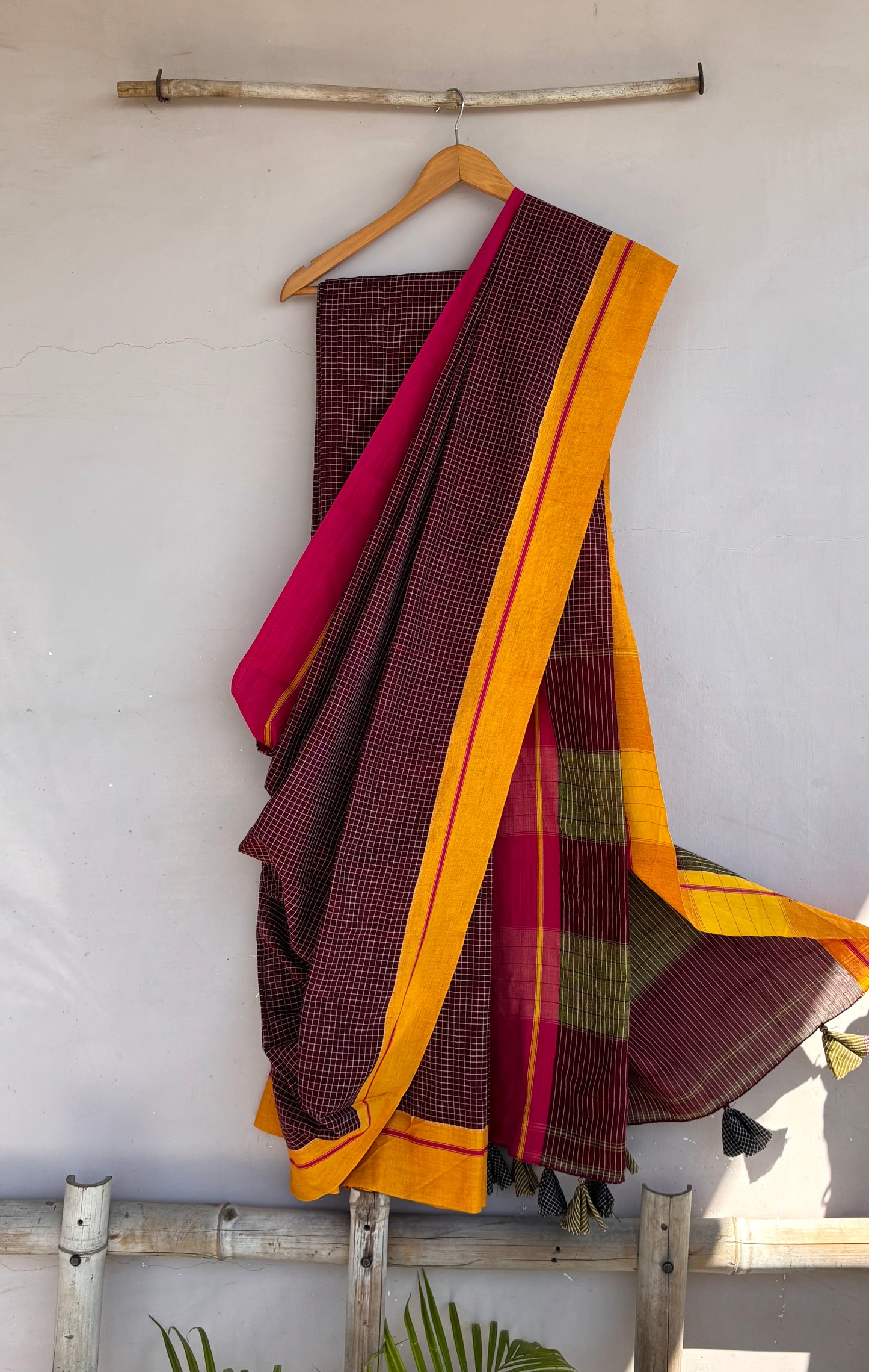 Yellow & Rani Border Maroon Checkered Patteda Anchu Saree
