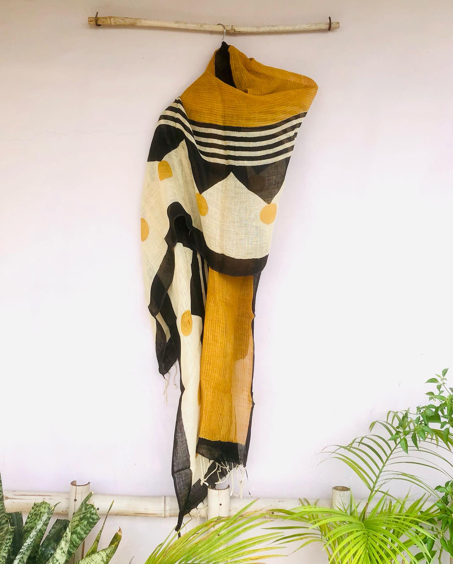 Geometric Print Mustard Dupatta