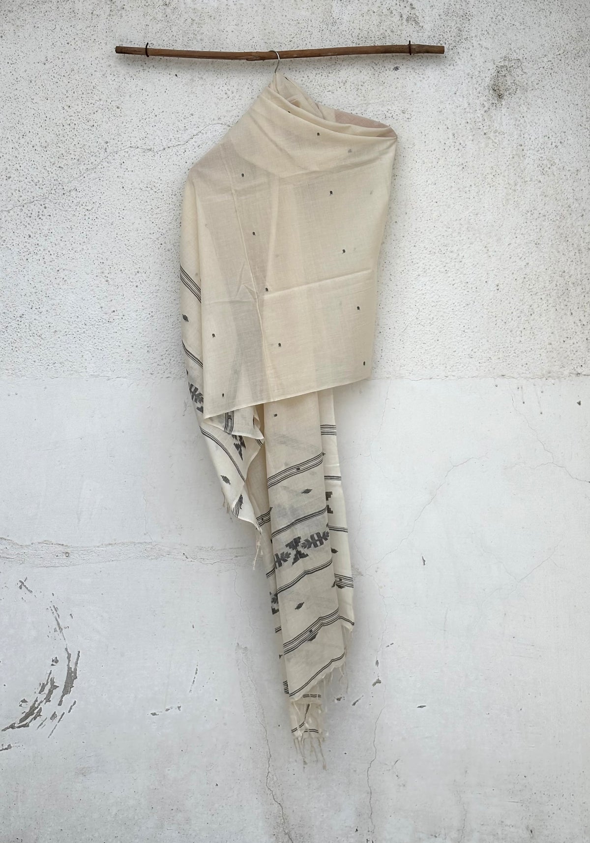 Ivory mul mul jamdani dupatta