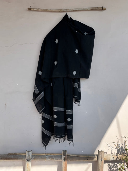Black jamdani dupatta