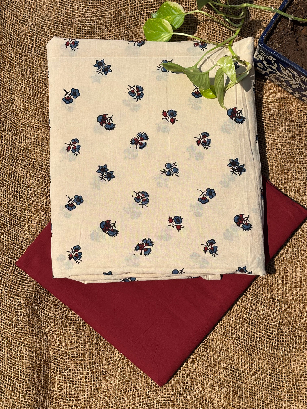 Ivory-madder set