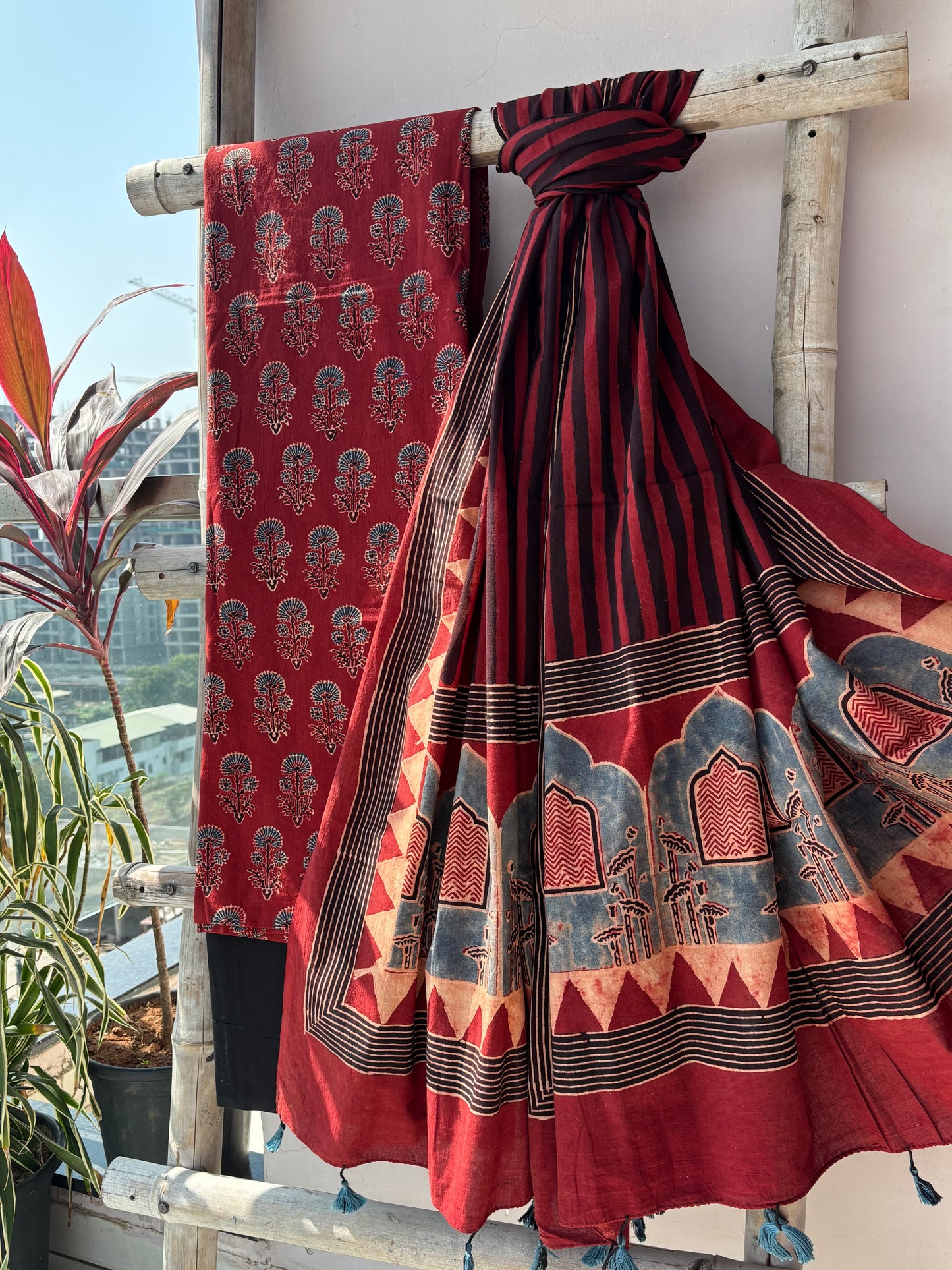 Madder ajrakh set
