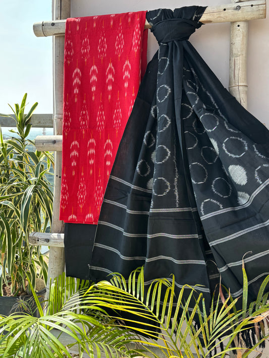 Black Red Ikat Set